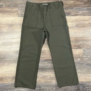 Levi's Ribcage Straight Army Green Cotton Stretch Pants With Patch Pockets